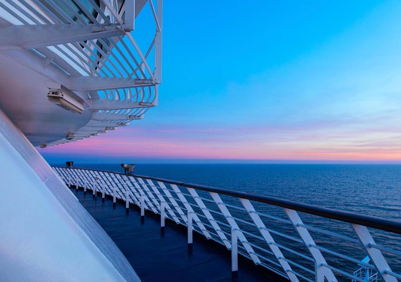 Hotel Viking Line Ferry Gabriella - One-Way Journey From Stockholm To Helsinki Extérieur photo